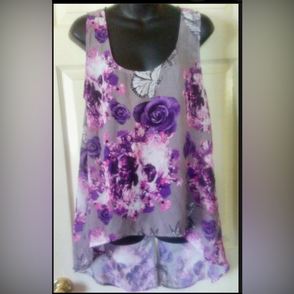 TEENAGE RUNAWAY High Low Top Skull Roses Butterflies Sheer Top Open Back Large
